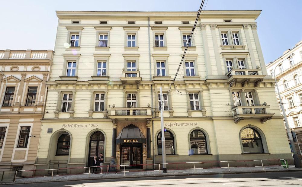 1885 By Wagnerstays Hotel Prag