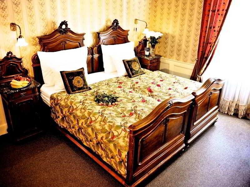 1885 By Wagnerstays Prag